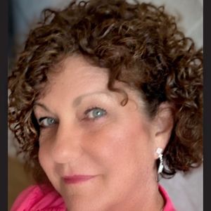 Meet your Posher, Tami